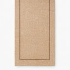 Camino de Mesa de Lino Minimalista con Detalle Calado