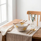 Fuente de Cerámica Floral con Asas Laterales