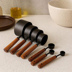 Kit de cucharas medidoras de metal con mango de madera