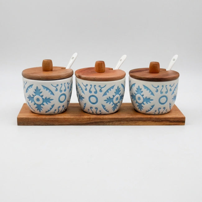 Porta Especias De Cerámica Con Tapa De Madera Y Bandeja Kit De 3 Piezas Hover Image
