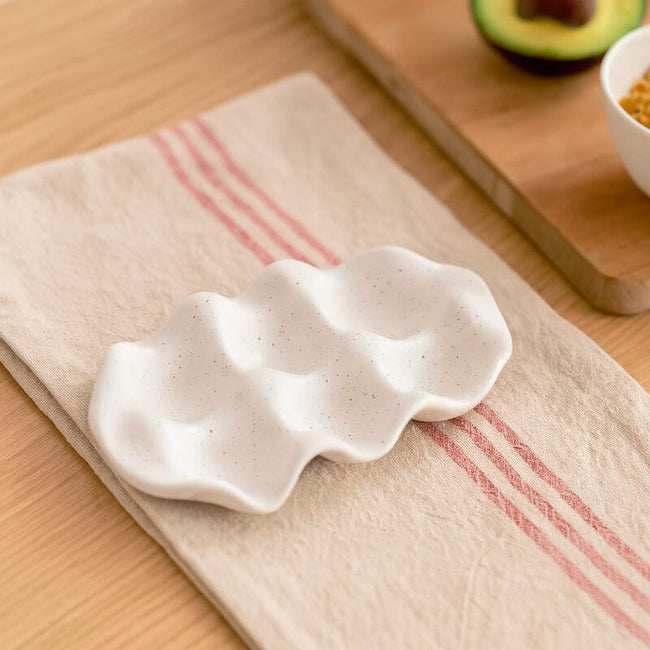 Porta Huevos De Cerámica Con Diseño Orgánico Main Image