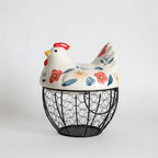Portahuevos de Cerámica y Metal en Forma de Gallina