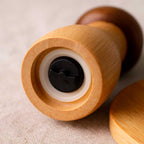 Set de Molinillos de Sal y Pimienta de Madera (Diseño Hongo y Base)