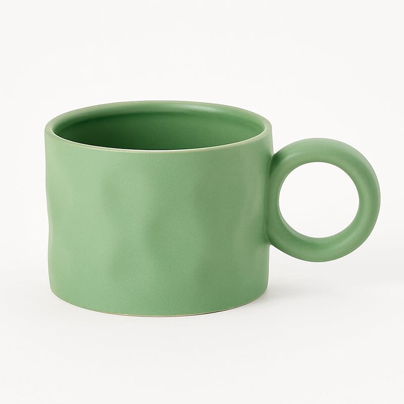 Taza De Cerámica Con Diseño Orgánico Y Asa Circular