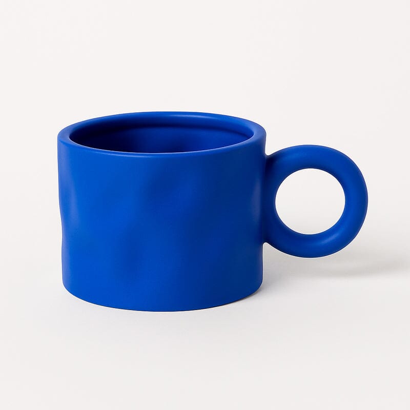 Taza De Cerámica Con Diseño Orgánico Y Asa Circular
