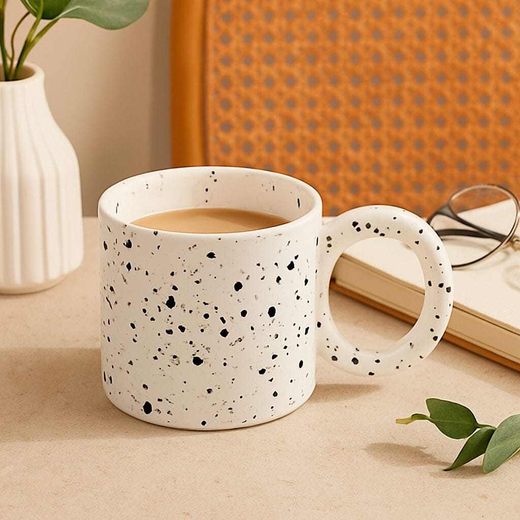 Taza De Cerámica Con Pintura Salpicada Y Asa Redonda