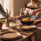 Tazón de Cerámica Colorida con Asas y Diseño Artesanal