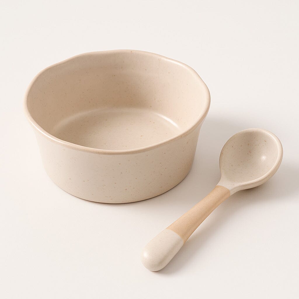 Tazón de Cerámica con Cuchara y Diseño Orgánico