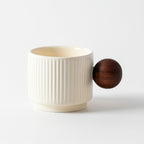 Vaso Medidor de Café en Cerámica con Mango de Madera 90ml